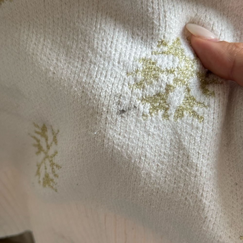 LOFT Cream Sweater with Gold Snowflake Design | M - Picture 3 of 6